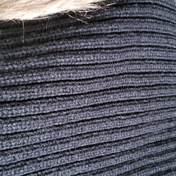 Cato brown and tan sleeveless faux fur vest with black knit back - Picture 9 of 15